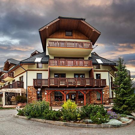 Apartman Tulanie 62 Kamzik Donovaly 2 Izbovy Mezonet Deluxe Parkovanie V Podzemnej Garazi Zdarma Buitenkant foto