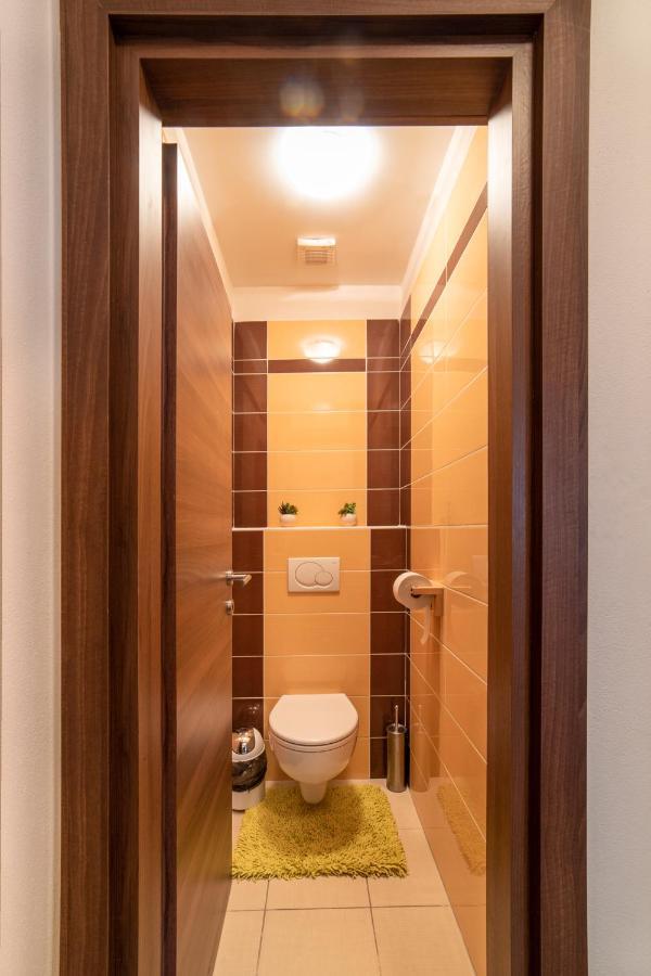Apartman Tulanie 62 Kamzik Donovaly 2 Izbovy Mezonet Deluxe Parkovanie V Podzemnej Garazi Zdarma Buitenkant foto